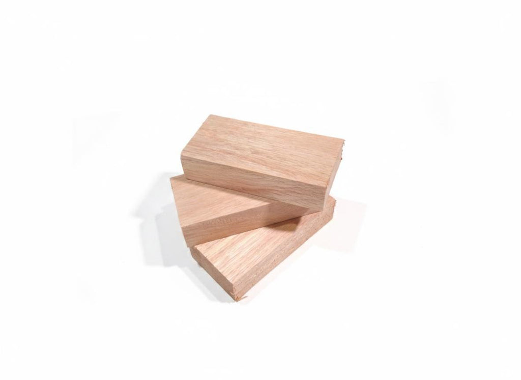 Knife handle blank with rosé-golden figure and smooth natural grain