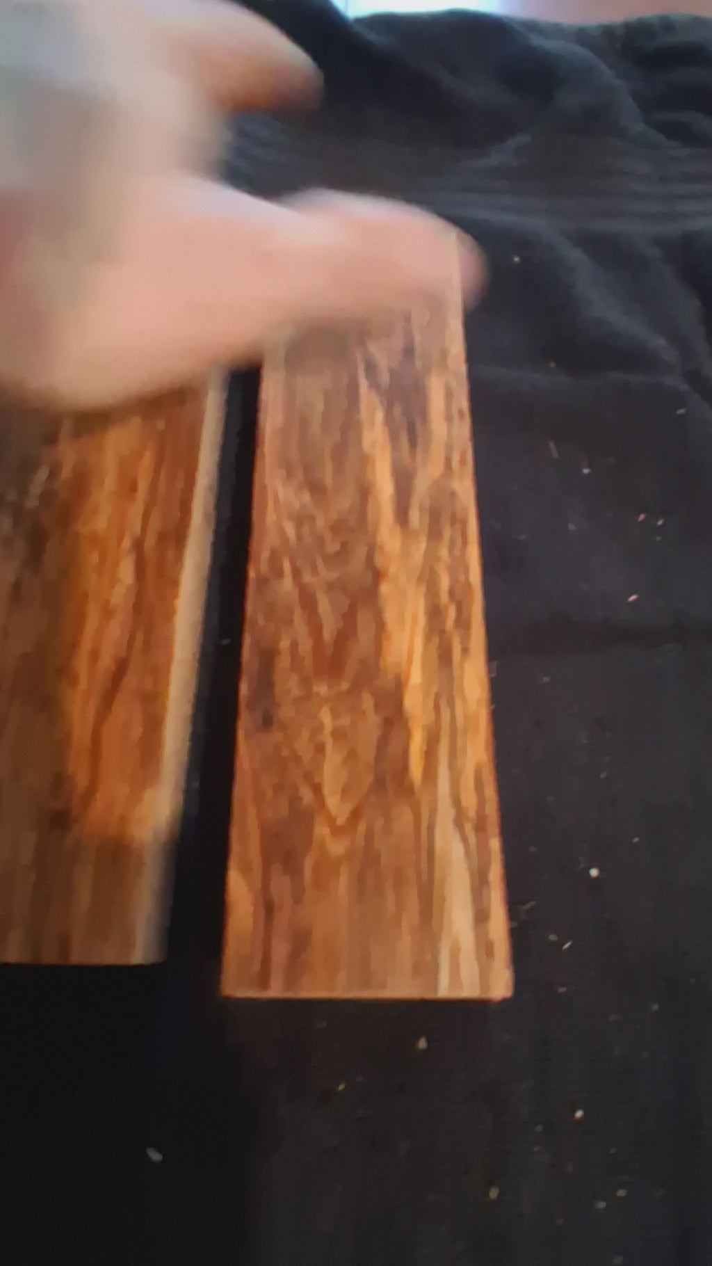 Canary Wood Figured Blocks – Set of 2 – 8 1/2" × 2 1/2" × 1" – 265 g – product video